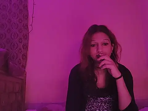 Snapshot of MmmMonikaBabie chatting on 01/20/25, 09:11 MmmMonikaBabie online show from 01/20/25, 09:11