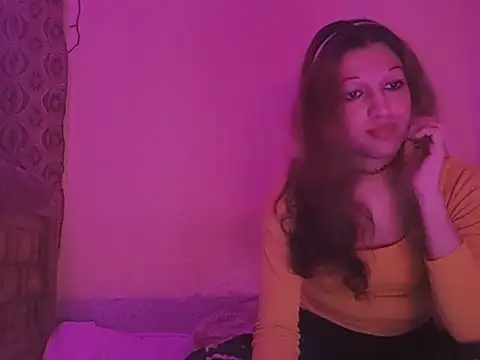 Snapshot of MmmMonikaBabie chatting on 01/23/25, 06:45 MmmMonikaBabie online show from 01/23/25, 06:45