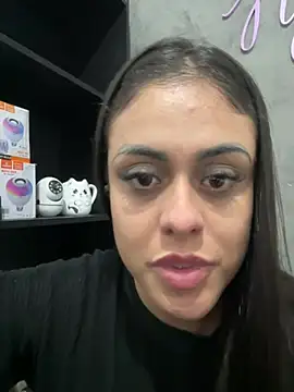 amorinha99 online show from 04/29/26, 04:33