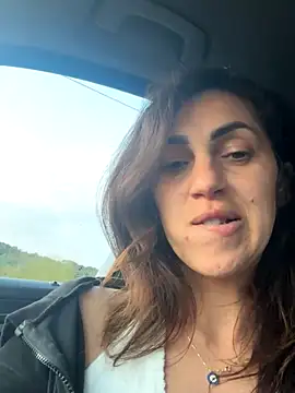 EmaSkyes online show from 09/27/25, 04:01