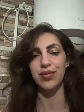 EmaSkyes online show from 09/29/25, 06:13