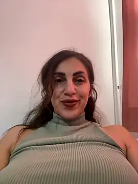 EmaSkyes online show from 10/16/25, 07:42