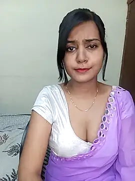 Miss-Riyasingh online show from 09/26/25, 12:31