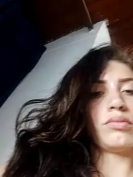 aurelialux online show from 02/22/25, 09:26