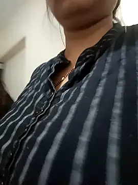 kaamuk shweta online show from 12/15/25, 06:45