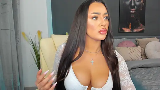 Sonia  Rey online show from 02/12/25, 05:37