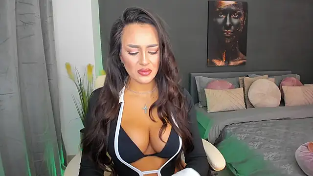 Sonia  Rey online show from 03/06/25, 07:43