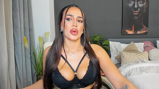 Sonia  Rey online show from 11/15/25, 07:21