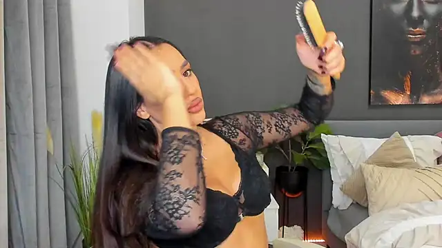 Sonia  Rey online show from 11/20/25, 07:24