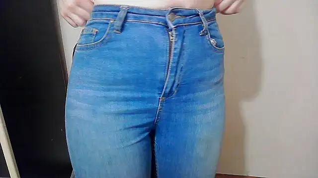 Snapshot of miiyav chatting on 12/20/25, 01:40 miiyav online show from 12/20/25, 01:40