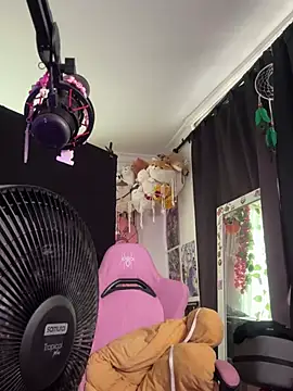 pawmistry online show from 03/02/25, 09:43