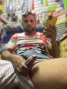 Snapshot of Sheik_z_o chatting on 04/28/26, 01:16 Sheik z o online show from 04/28/26, 01:16