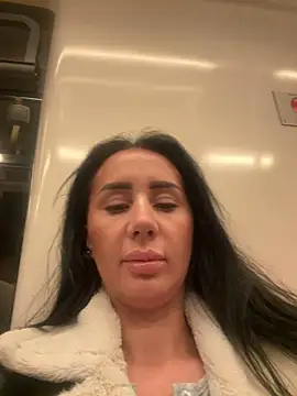 AnaRhodes online show from 03/11/25, 07:58