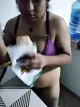 EmpaticBolillo online show from 03/06/26, 03:36