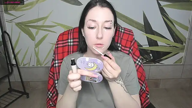 adell berry online show from 02/28/25, 02:09