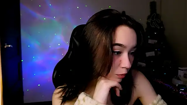 Snapshot of Kimiko__ chatting on 01/19/25, 01:00 Kimiko online show from 01/19/25, 01:00