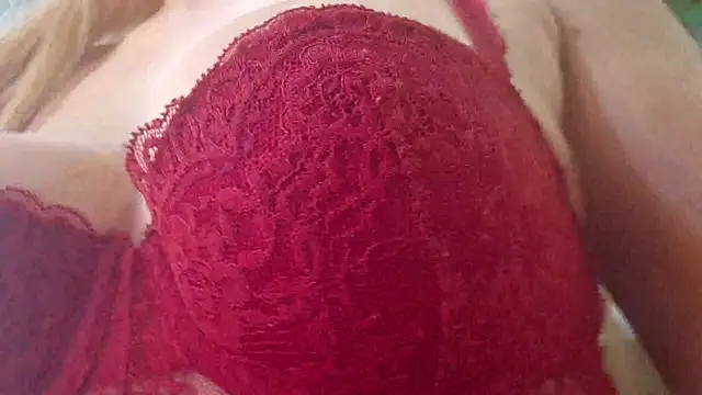 Snapshot of EstrellaWalters chatting on 09/26/25, 05:55 EstrellaWalters online show from 09/26/25, 05:55