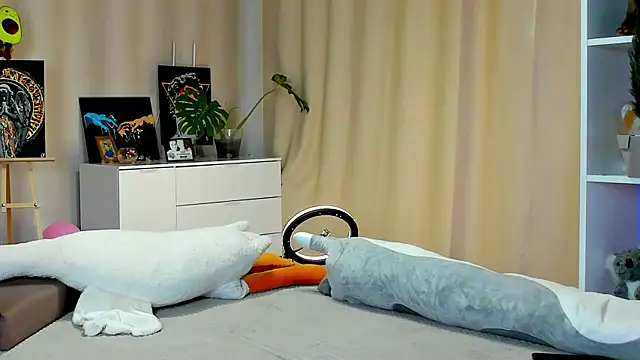 Snapshot of callmetori chatting on 12/15/24, 08:30 callmetori online show from 12/15/24, 08:30