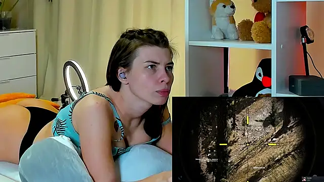 Snapshot of callmetori chatting on 12/21/24, 06:44 callmetori online show from 12/21/24, 06:44