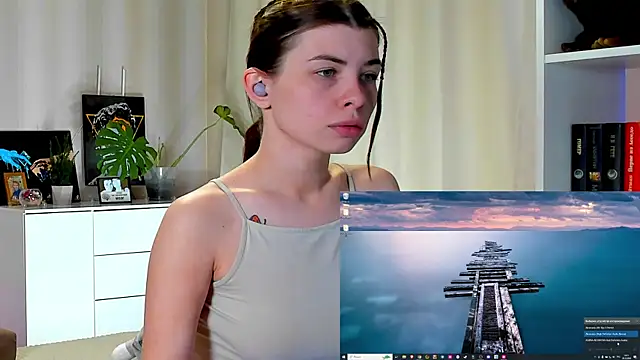 callmetori online show from 12/28/24, 09:20