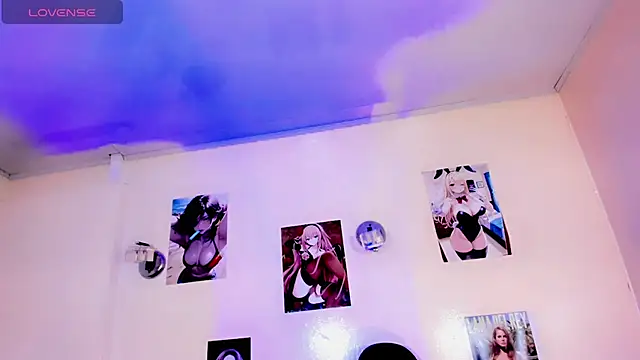 Elissa taylor  online show from 10/25/25, 07:08