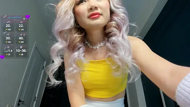 Snapshot of Xiao_Mei_ chatting on 01/13/25, 02:39 Xiao Mei online show from 01/13/25, 02:39