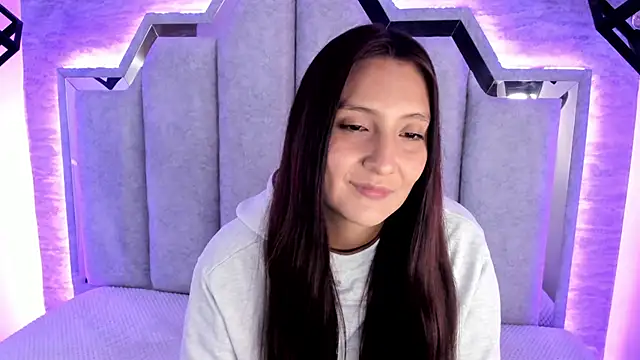  alaia collway  online show from 03/22/25, 12:25