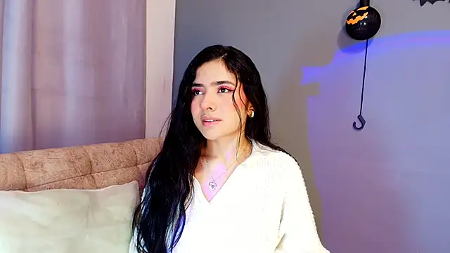 adara johnson   online show from 10/08/25, 11:41