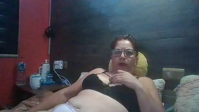 Snapshot of TRISH_MILF chatting on 12/10/24, 09:44 TRISH MILF online show from 12/10/24, 09:44