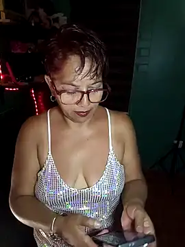 Snapshot of TRISH_MILF chatting on 01/01/25, 01:37 TRISH MILF online show from 01/01/25, 01:37