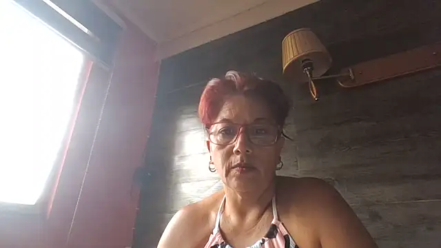 Snapshot of TRISH_MILF chatting on 01/11/25, 08:54 TRISH MILF online show from 01/11/25, 08:54