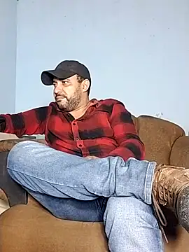 friendsloversex online show from 02/08/25, 08:10