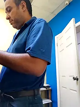 friendsloversex online show from 09/19/25, 05:46