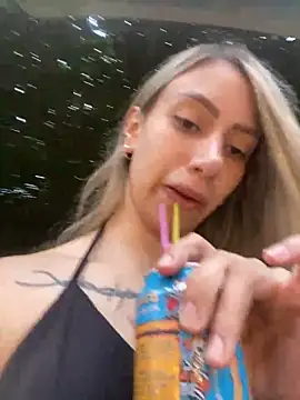 loira messi online show from 01/24/25, 10:08