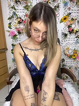 loira messi online show from 05/23/26, 05:01