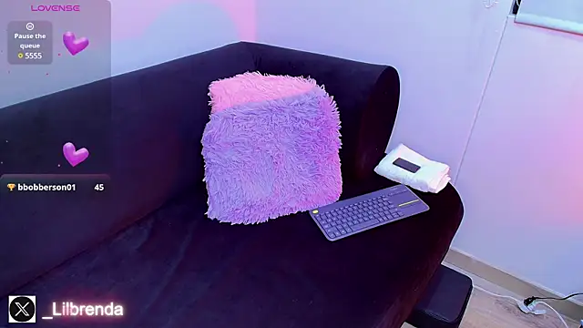 Brenda  gomez online show from 01/13/25, 07:43