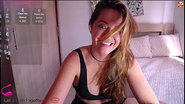 ParisW online show from 12/20/25, 05:42