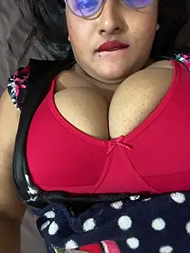 Ayesha mahi online show from 03/21/25, 11:33