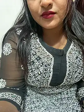 Ayesha mahi online show from 03/22/25, 08:29