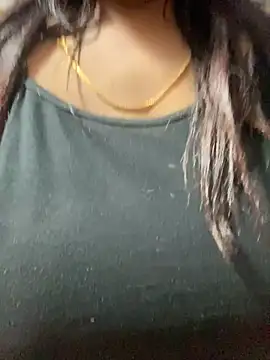 Ayesha mahi online show from 03/23/25, 08:04