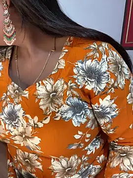 Ayesha mahi online show from 03/31/26, 09:10