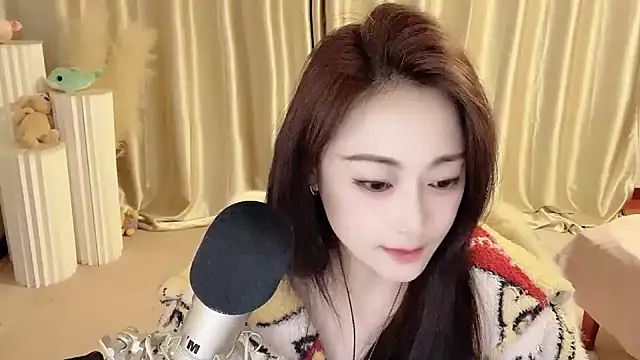 Daisy-77 online show from 02/13/25, 05:54