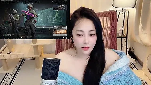 Snapshot of Daisy-77 chatting on 05/28/26, 02:14 Daisy-77 online show from 05/28/26, 02:14