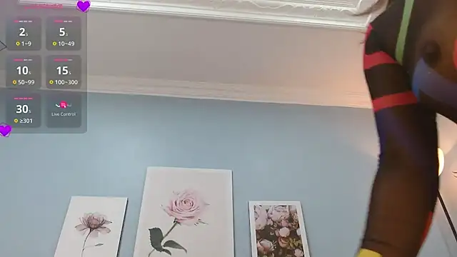 cintia hills online show from 03/25/26, 03:23