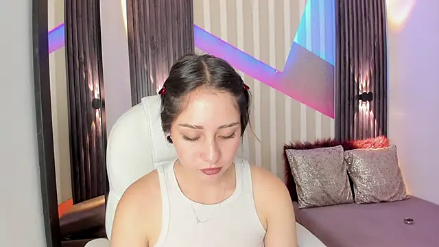 emily layton online show from 09/19/25, 03:45