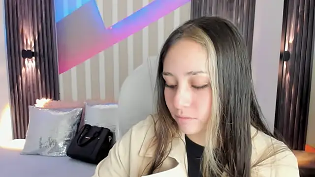 emily layton online show from 10/13/25, 02:39