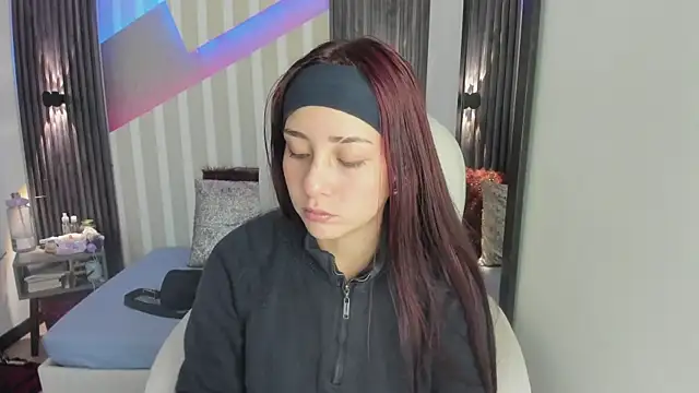 emily layton online show from 12/20/25, 03:41