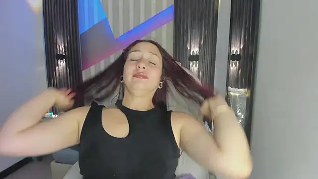 emily layton online show from 02/03/26, 12:20