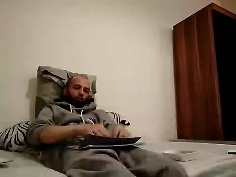 Yasha3465 online show from 12/16/24, 04:38