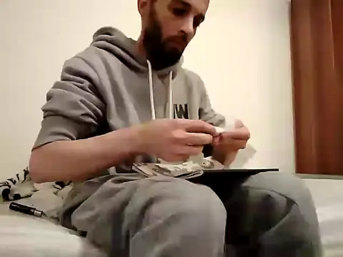 Yasha3465 online show from 12/18/24, 05:42